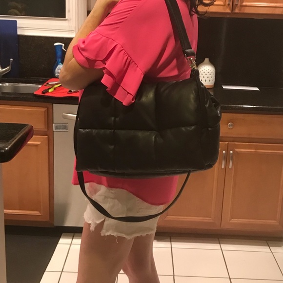 Stand Studio Wanda Handbag with removable straps and magnetic snap flap closure. - Picture 14 of 14